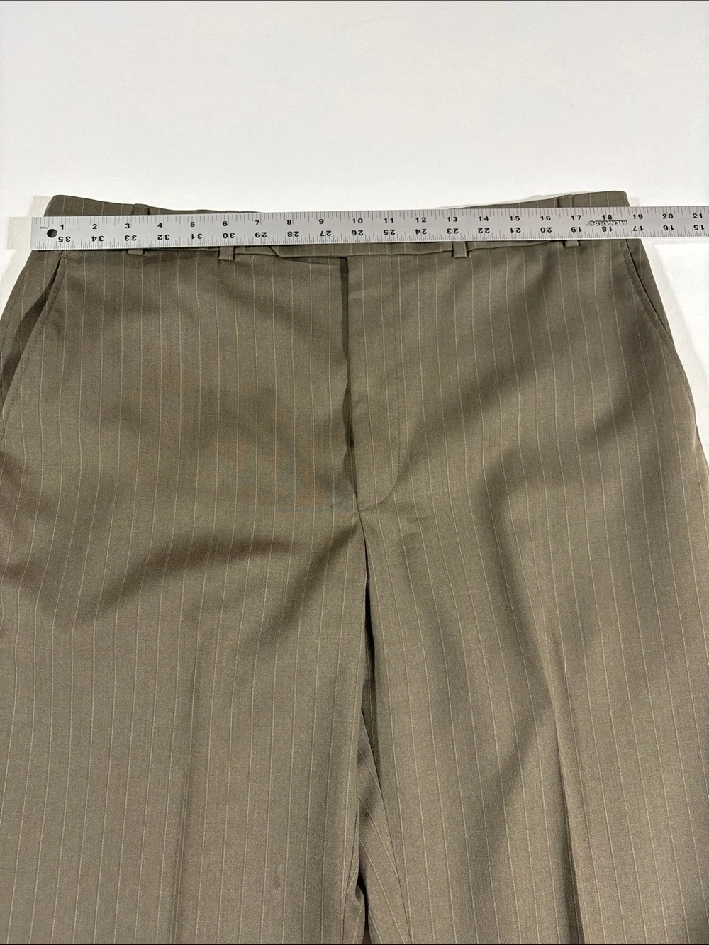 Stafford Super Brown Pinstripe Men's Two-Piece Suit 48L pants 38x32